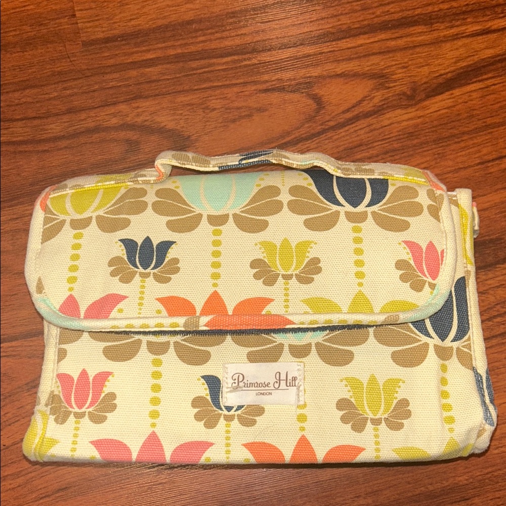 Primrose Hill London Floral Canvas Travel Hanging Valet Toiletries Bag